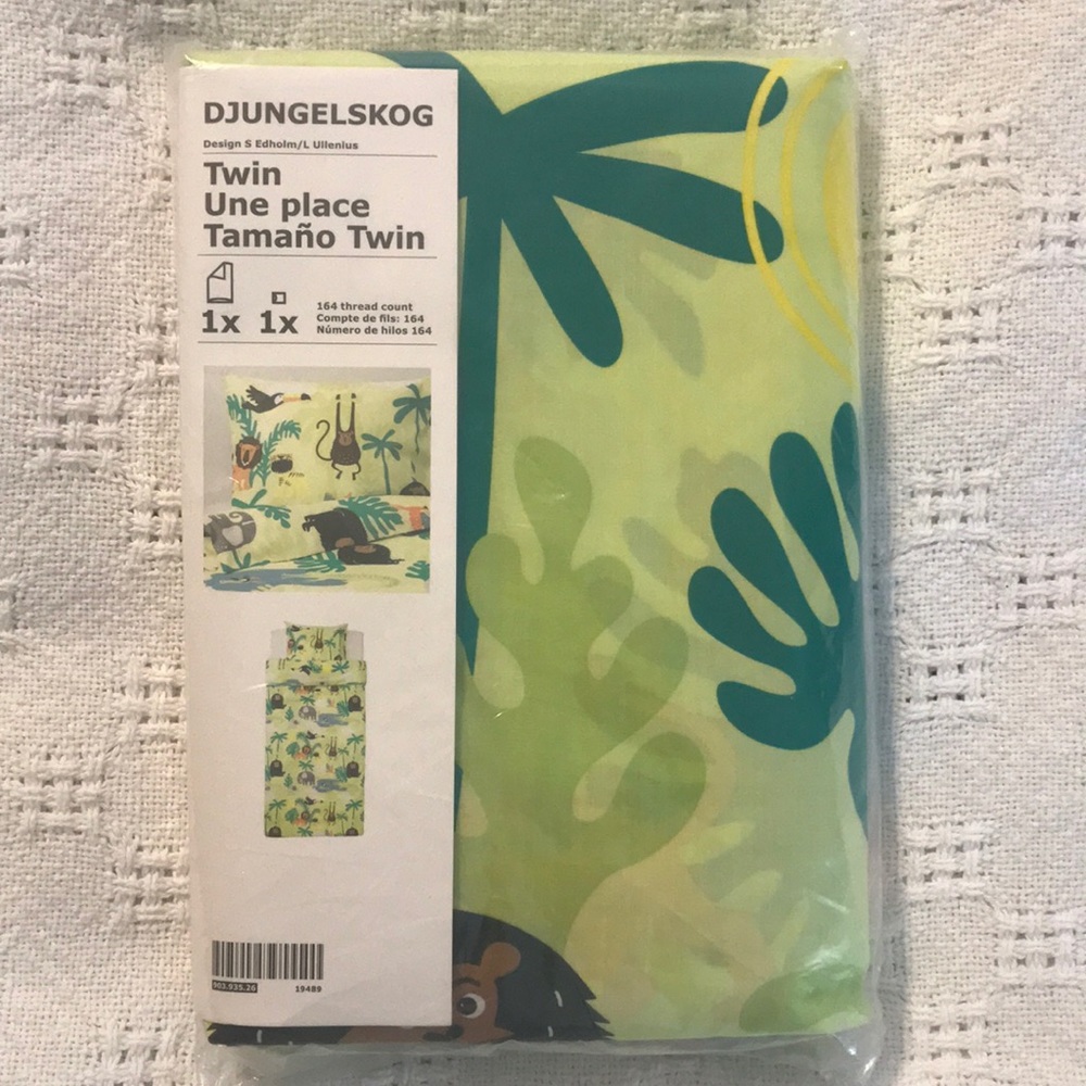 IKEA Twin Duvet Cover and Pillowcase